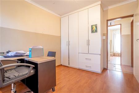 House For Sale in Tlhabane West, Rustenburg, North West - M127297