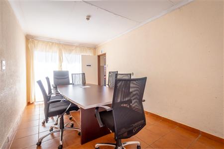 House For Sale in Tlhabane West, Rustenburg, North West - M127297
