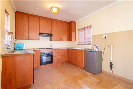 House For Sale in Tlhabane West, Rustenburg, North West - M127297