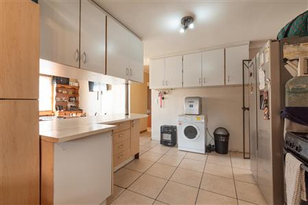 False - House For Sale in Townsend Estate, Goodwood, Western Cape - M121678