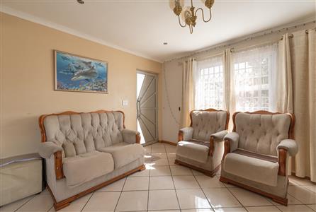 False - House For Sale in Townsend Estate, Goodwood, Western Cape - M121678