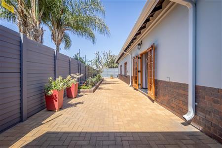 False - House sold in Lyttelton Manor, Centurion - M121719