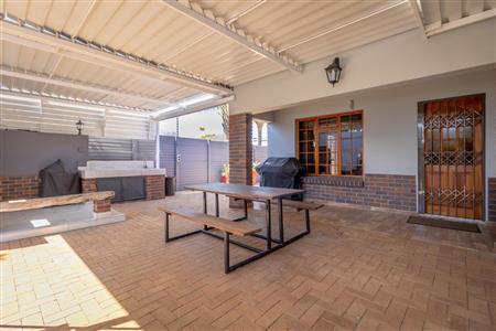 False - House sold in Lyttelton Manor, Centurion - M121719