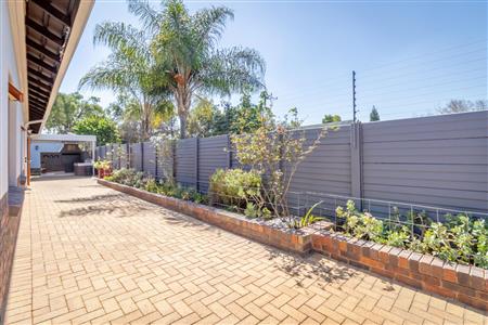 False - House sold in Lyttelton Manor, Centurion - M121719