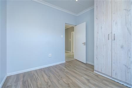 False - Apartment For Sale in Pinehaven, Krugersdorp, Gauteng - M117808