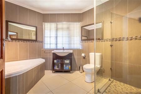 False - House For Sale in Jordaan Park, Heidelberg, Gauteng - M121766
