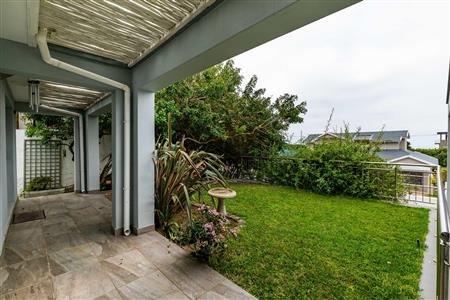 False - House Unavailable in Glentana, Groot Brakrivier, Western Cape - M121852