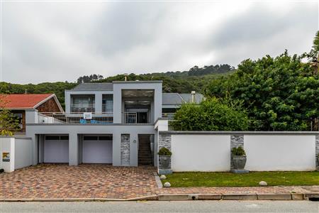 False - House Unavailable in Glentana, Groot Brakrivier, Western Cape - M121852