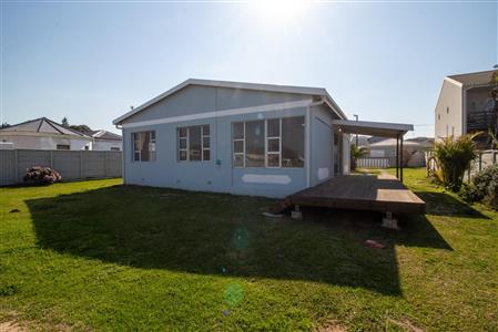 False - House For Sale in Kidds Beach, East London, Eastern Cape - M121837