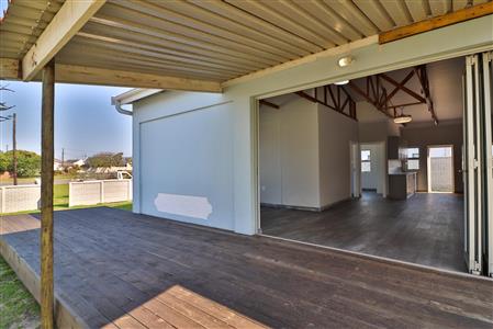 False - House For Sale in Kidds Beach, East London, Eastern Cape - M121837