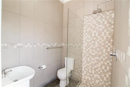 False - House For Sale in Kidds Beach, East London, Eastern Cape - M121837