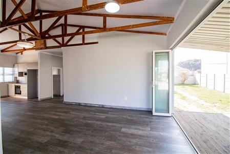 False - House For Sale in Kidds Beach, East London, Eastern Cape - M121837