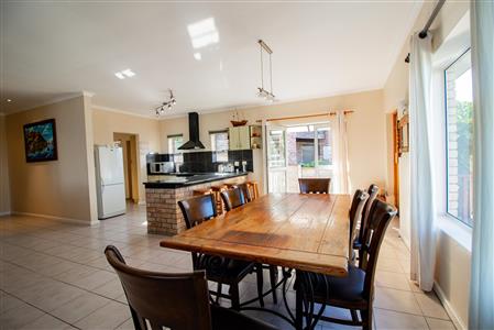 False - House For Sale in Winterstrand, East London, Eastern Cape - M122084