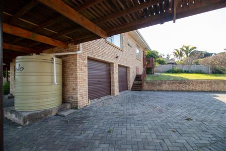 False - House For Sale in Winterstrand, East London, Eastern Cape - M122084