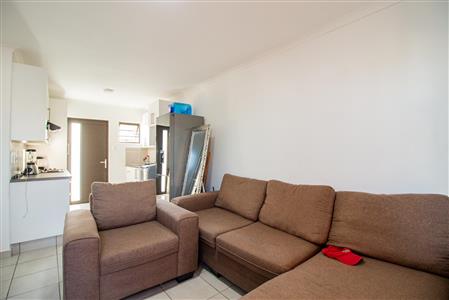 False - House For Sale in Gonubie, East London, Eastern Cape - M121838