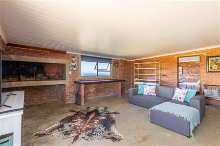 False - Farm For Sale in Outeniqua Strand, Groot Brakrivier, Western Cape - M121789