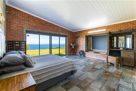 False - Farm For Sale in Outeniqua Strand, Groot Brakrivier, Western Cape - M121789