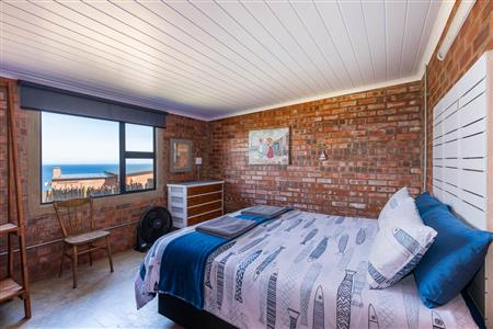 False - Farm For Sale in Outeniqua Strand, Groot Brakrivier, Western Cape - M121789