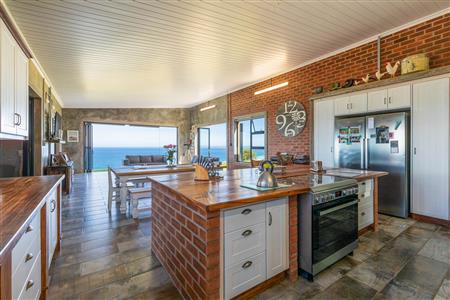 False - Farm For Sale in Outeniqua Strand, Groot Brakrivier, Western Cape - M121789