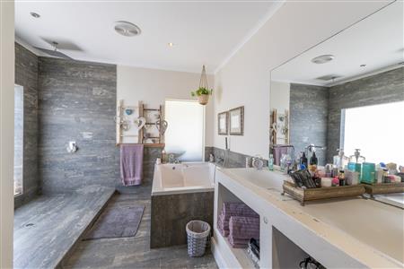 False - House Sold in Milnerton Central, Milnerton, Western Cape - M121898