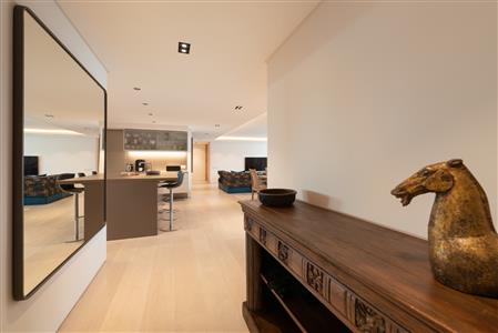 False - Apartment For Sale in Mouille Point, Cape Town, Western Cape - M121901