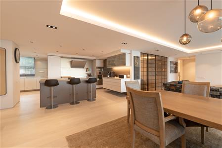 False - Apartment For Sale in Mouille Point, Cape Town, Western Cape - M121901
