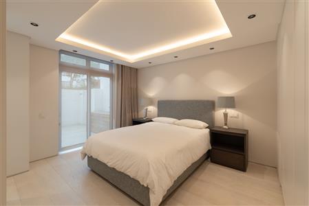 False - Apartment For Sale in Mouille Point, Cape Town, Western Cape - M121901