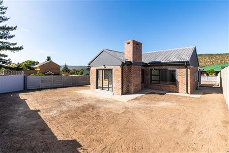 House For Sale in Groenvallei, Sedgefield, Western Cape - M127304