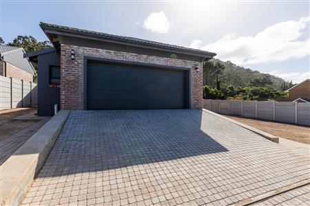 House For Sale in Groenvallei, Sedgefield, Western Cape - M127304