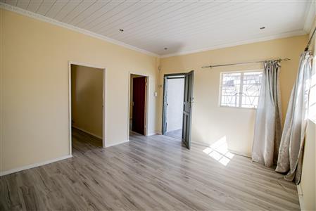 False - House For Sale in Lennox Estate, East London, Eastern Cape - M124574