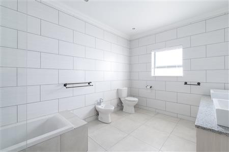 False - House For Sale in Sandy Point Beach Estate, Sandy Point, St Helena Bay, Western Cape - M124604