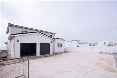 False - House For Sale in Sandy Point Beach Estate, Sandy Point, St Helena Bay, Western Cape - M124604