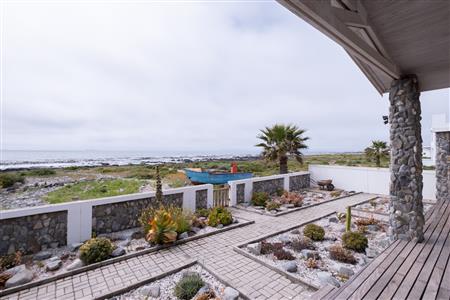 False - House For Sale in Sandy Point Beach Estate, Sandy Point, St Helena Bay, Western Cape - M124604
