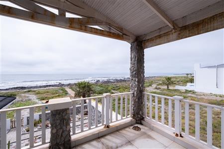 False - House For Sale in Sandy Point Beach Estate, Sandy Point, St Helena Bay, Western Cape - M124604
