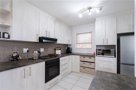 False - House for sale in Robertson - M123326