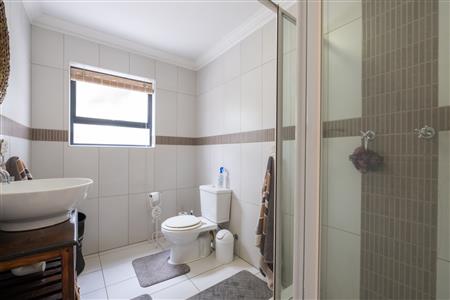 False - House for sale in Robertson - M123326