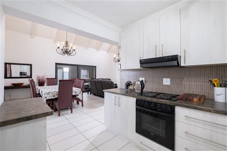 False - House for sale in Robertson - M123326