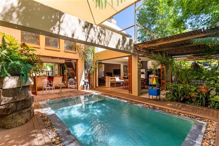 Restaurant For Sale in Oudtshoorn South, Oudtshoorn, Western Cape - M127296