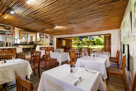 Restaurant For Sale in Oudtshoorn South, Oudtshoorn, Western Cape - M127296