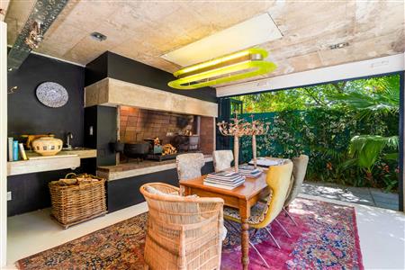 Restaurant For Sale in Oudtshoorn South, Oudtshoorn, Western Cape - M127296