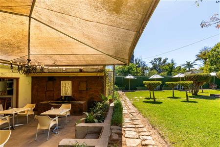 Restaurant For Sale in Oudtshoorn South, Oudtshoorn, Western Cape - M127296