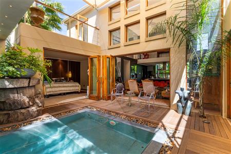 Restaurant For Sale in Oudtshoorn South, Oudtshoorn, Western Cape - M127296