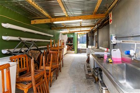 Restaurant For Sale in Oudtshoorn South, Oudtshoorn, Western Cape - M127296