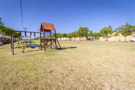 House Unavailable in Fourways, Sandton, Gauteng - M122139