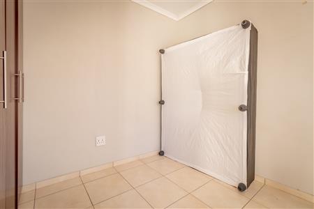 False - House For Sale in Tlhabane West, Rustenburg, North West - M122144