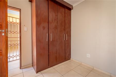 False - House For Sale in Tlhabane West, Rustenburg, North West - M122144