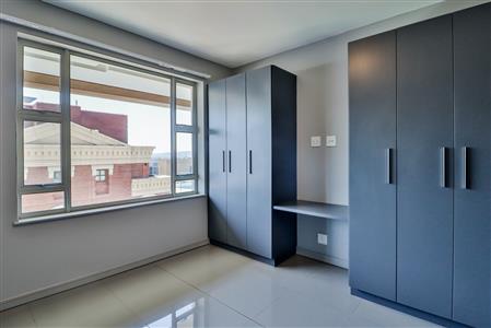 False - Apartment For Sale in Rosebank, Johannesburg, Gauteng - M122213