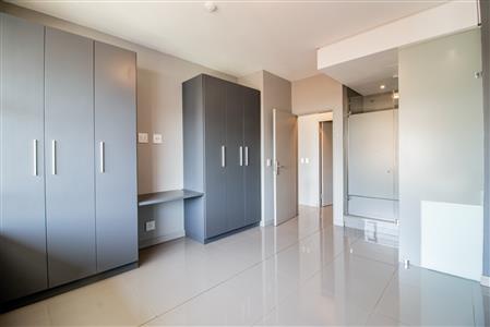 False - Apartment For Sale in Rosebank, Johannesburg, Gauteng - M122213