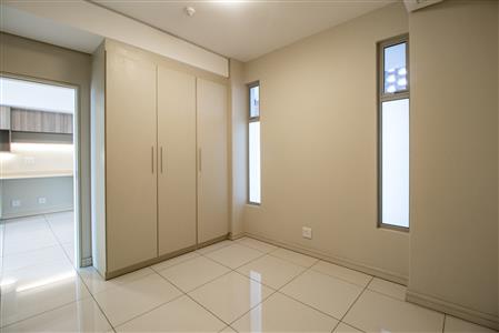 False - Apartment For Sale in Rosebank, Johannesburg, Gauteng - M122212