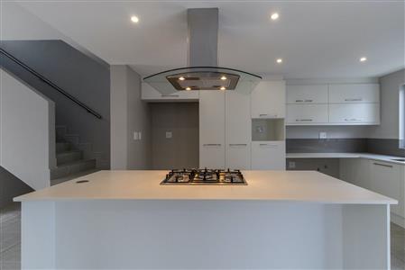 False - Townhouse Sold in Fourways, Sandton, Gauteng - M122223